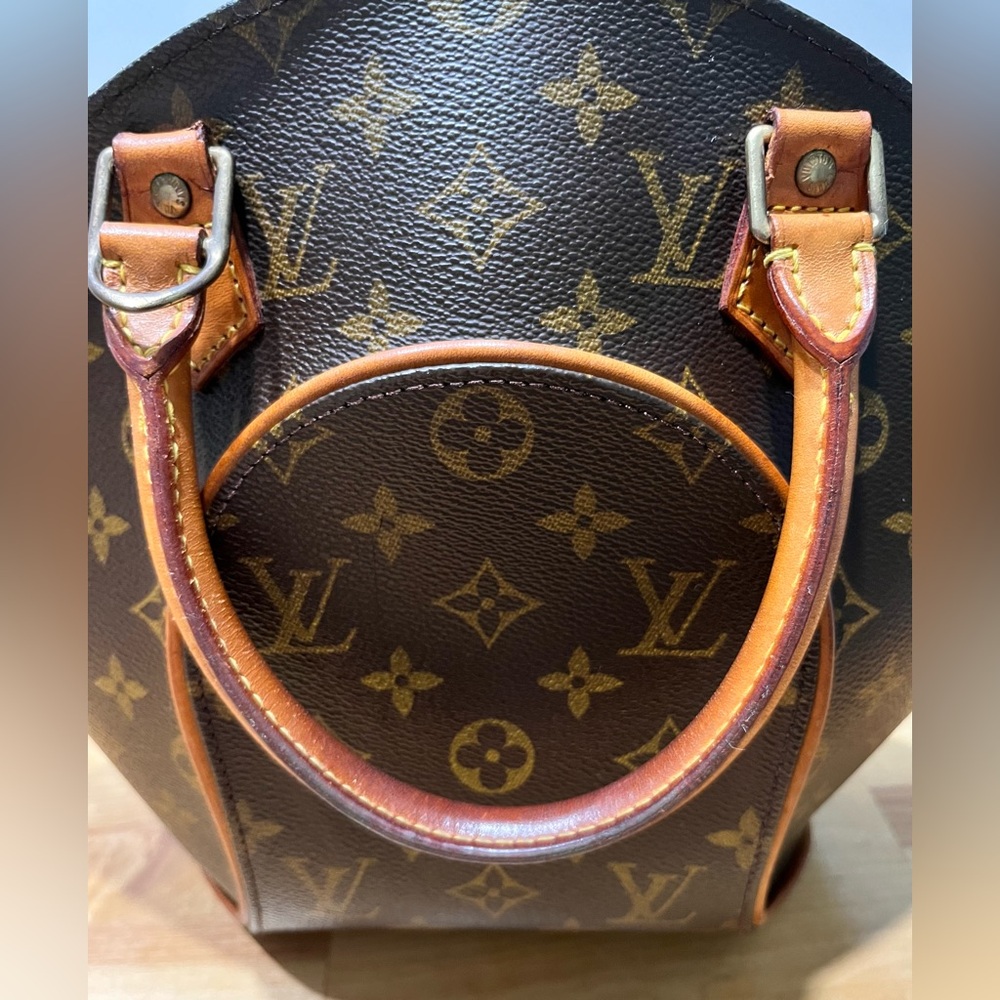 LV Ellipse PM M10040 timeless design still made today rare vintage in GUC. - Picture 5 of 16
